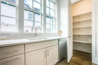 Photo #5: 21088112 Listing 