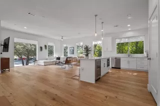 Photo #3: 21088135 Listing 