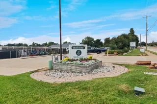 Photo #4: 21088661 Listing