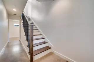 Photo #5: 21088781 Listing 