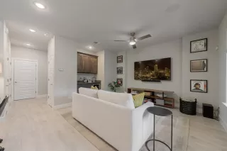 Photo #6: 21088893 Listing 