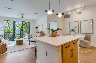 Photo #4: 21089184 Listing 