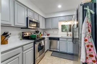 Photo #5: 21089471 Listing 