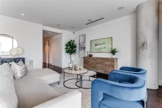 Photo #4: 21089874 Listing