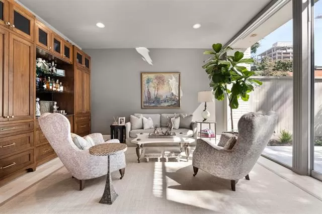 MLS: 21090282 Condo For Sale