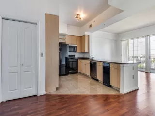 Photo #3: 21090838 Listing