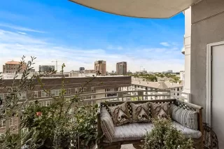 Photo #6: 21090931 Listing 