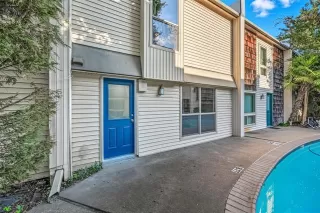 Photo #3: 21091189 Listing