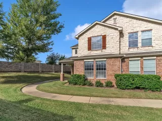 Photo #2: 21091393 Listing 