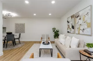 Photo #5: 21091670 Listing