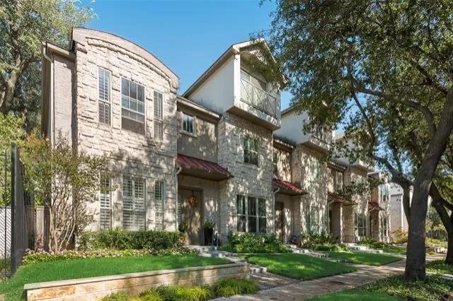 MLS: 21091810 Condo For Sale