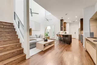 Photo #5: 21091810 Listing 