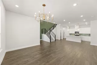 Photo #6: 21092469 Listing 