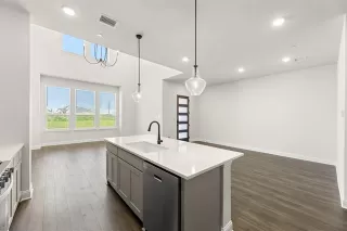 Photo #6: 21092535 Listing 