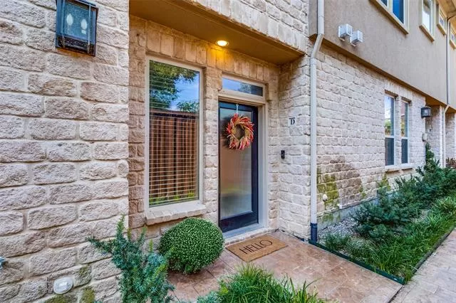 MLS: 21092669 Condo For Sale