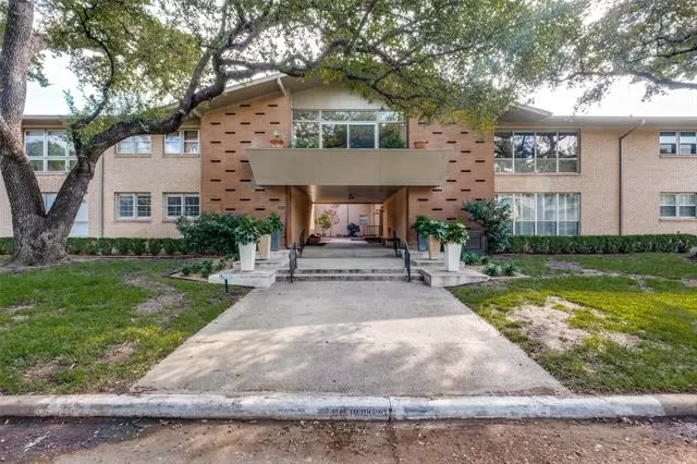MLS: 21092766 Condo For Sale