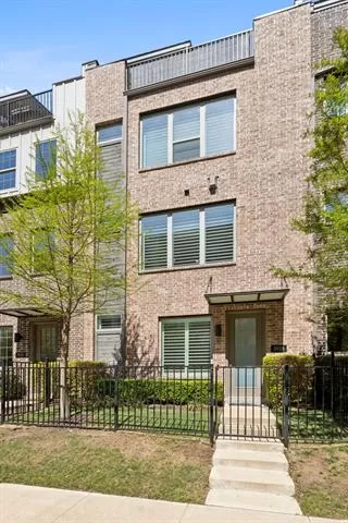 MLS: 21092969 Condo For Sale