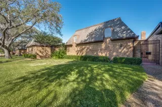 Photo #2: 21093794 Listing 
