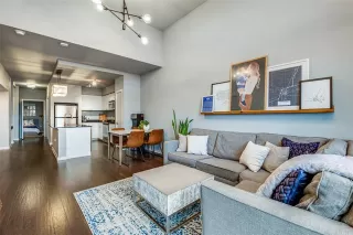 Photo #6: 21093903 Listing