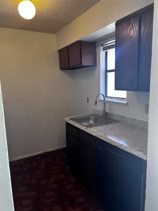 Photo #2: 21094182 Listing 
