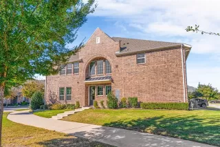 Photo #2: 21094337 Listing