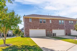 Photo #5: 21094337 Listing