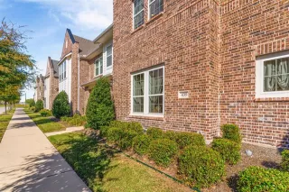 Photo #6: 21094337 Listing