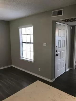 Photo #3: 21094832 Listing