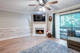 Photo #3: 21096242 Listing