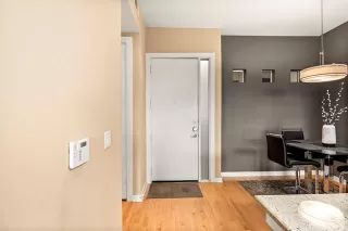 Photo #4: 21097464 Listing