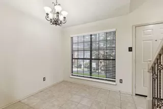 Photo #3: 21097600 Listing 