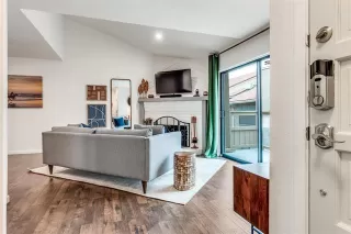 Photo #3: 21097691 Listing