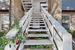 Photo #6: 21097781 Listing