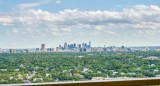 Photo #2: 21097783 Listing 