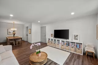 Photo #3: 21098425 Listing