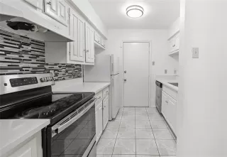 Photo #2: 21098577 Listing