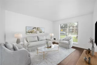 Photo #4: 21098577 Listing