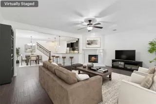 Photo #4: 21098977 Listing