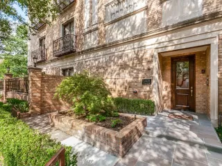 Photo #2: 21099202 Listing 