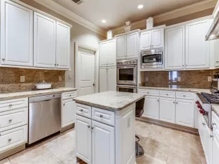 Photo #5: 21099202 Listing 