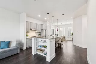 Photo #4: 21099664 Listing 