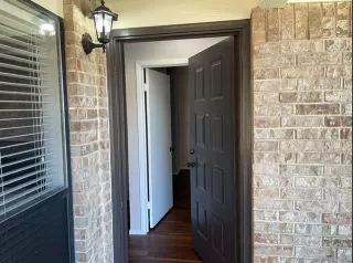 Photo #4: 21099797 Listing