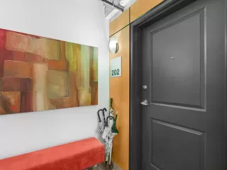 Photo #2: 21099803 Listing