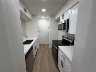 Photo #2: 21099833 Listing 