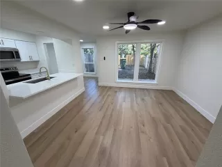 Photo #6: 21099833 Listing 