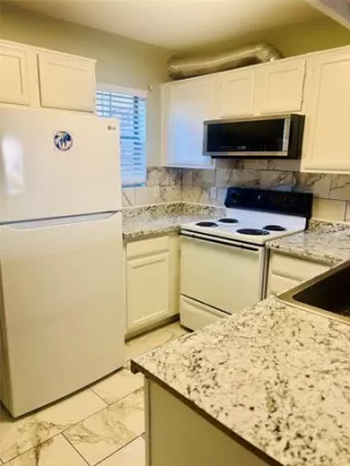 Photo #2: 21099843 Listing 