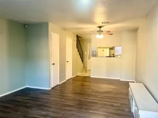 Photo #4: 21099843 Listing 