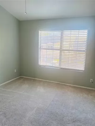 Photo #5: 21099843 Listing 