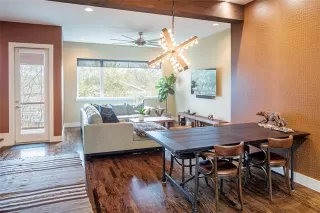 Photo #4: 21099864 Listing