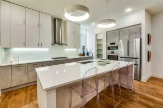 Photo #5: 21099940 Listing